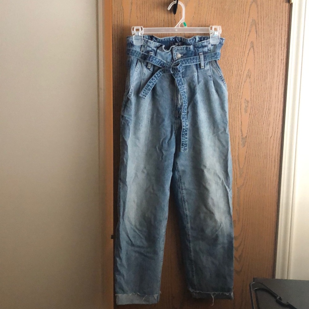 Abercrombie and Fitch paper bag mom jeans